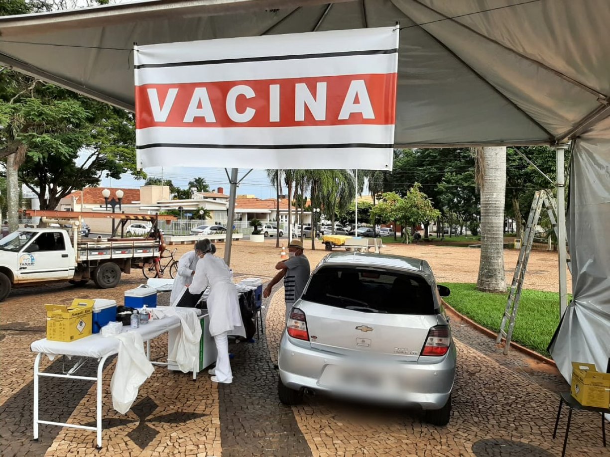Imunização de idosos contra a COVID-19 continua em Tanabi