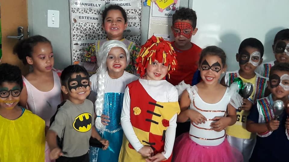 Secretaria de Educação realiza festa em homenagem ao dia das crianças nas escolas municipais