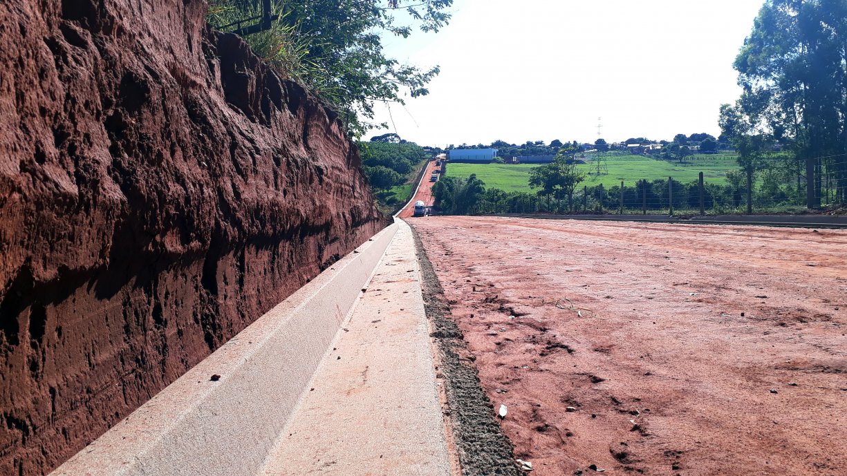 VEJA COM ESTÃO AS OBRAS NA RUA ACÁCIO LEMES DE FARIA, NA ZONA NORTE, E AVENIDA JOSÉ VIEIRA DE SOUZA, NOS BAIRROS SÍTIO DO ESTADO E JARDIM CENTENÁRIO