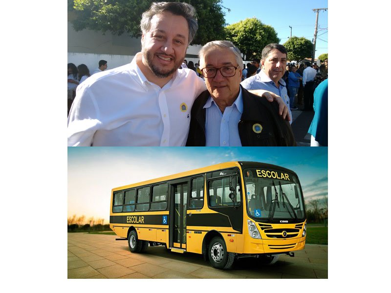 Secretário da Educação do Estado, João Cury Neto, libera ônibus escolar para Tanabi