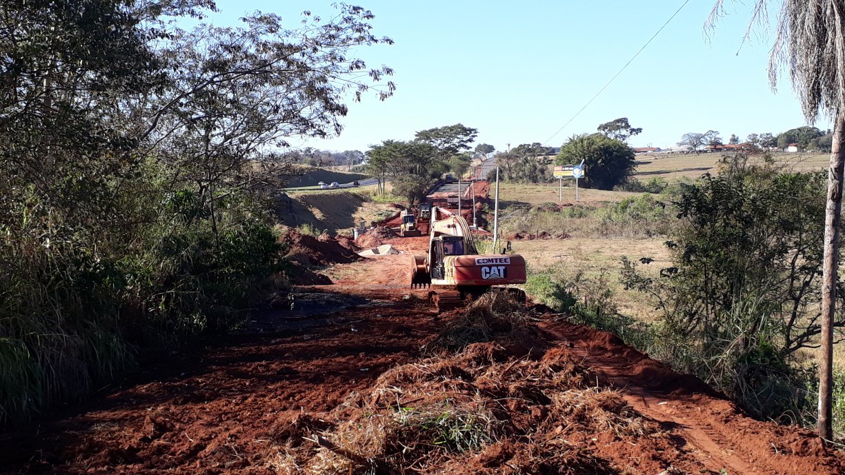 Com um investimento de mais de R$ 1,8 milhão de recursos próprios do município obras da Marginal Domingos Galego Dias estão quase finalizadas