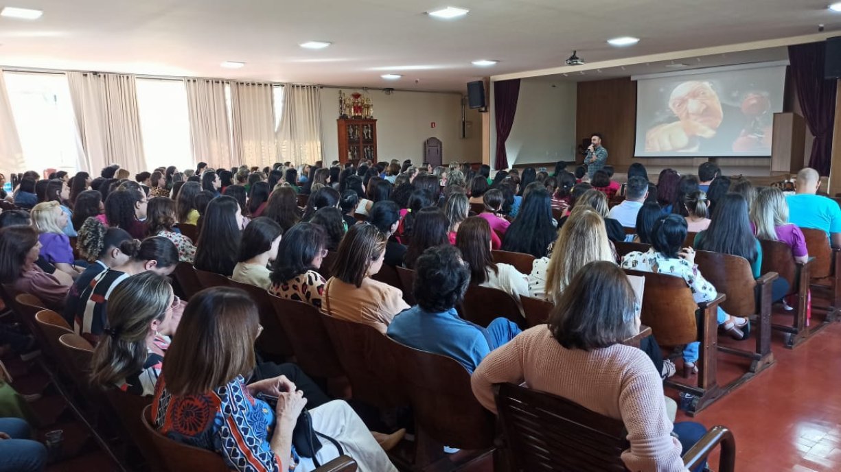 Secretaria de Educação realiza palestra sobre Empreendedorismo e Inteligência Emocional em Tanabi